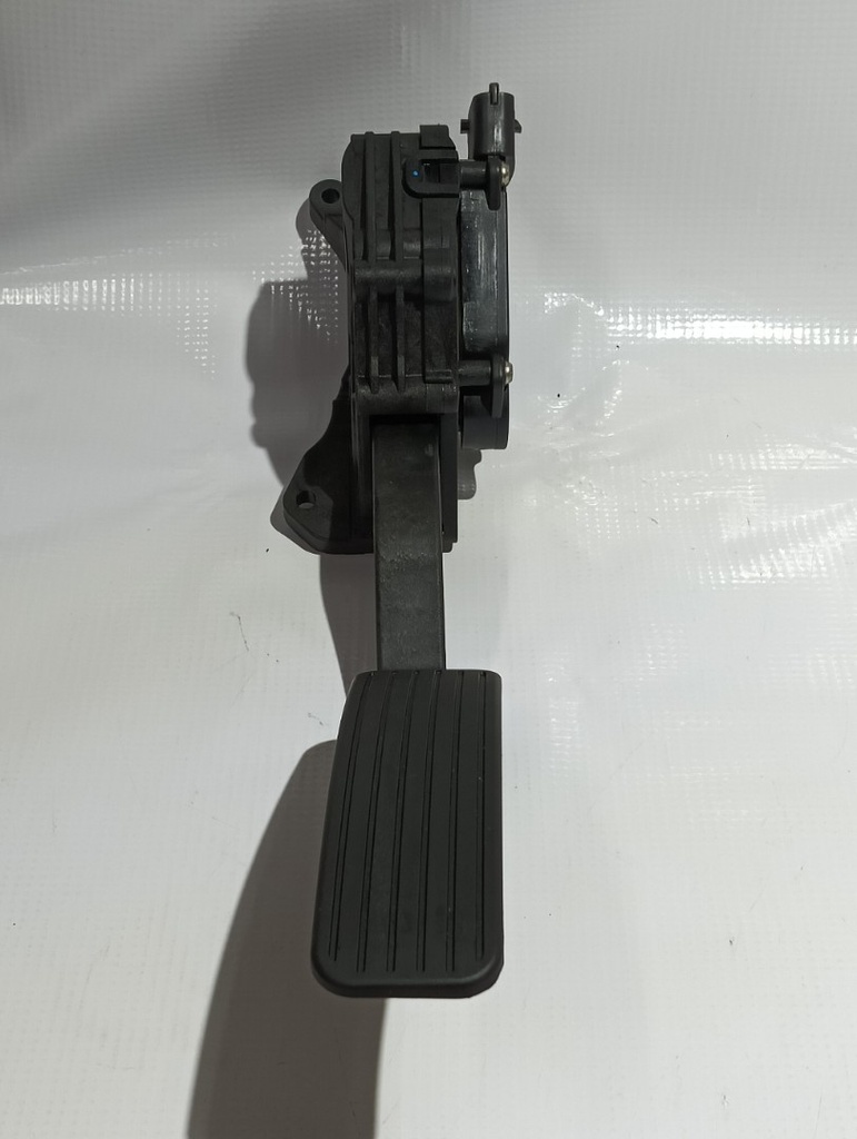 Pedal Acelaracion New Korando #1