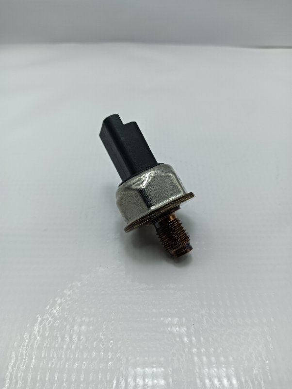 SENSOR PRESION RIEL INYECCION KYRON / REXTON #3
