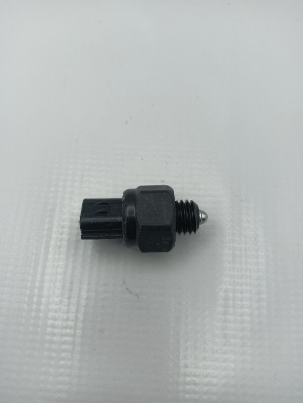 Switch Retroceso Actyon / New Actyon #1